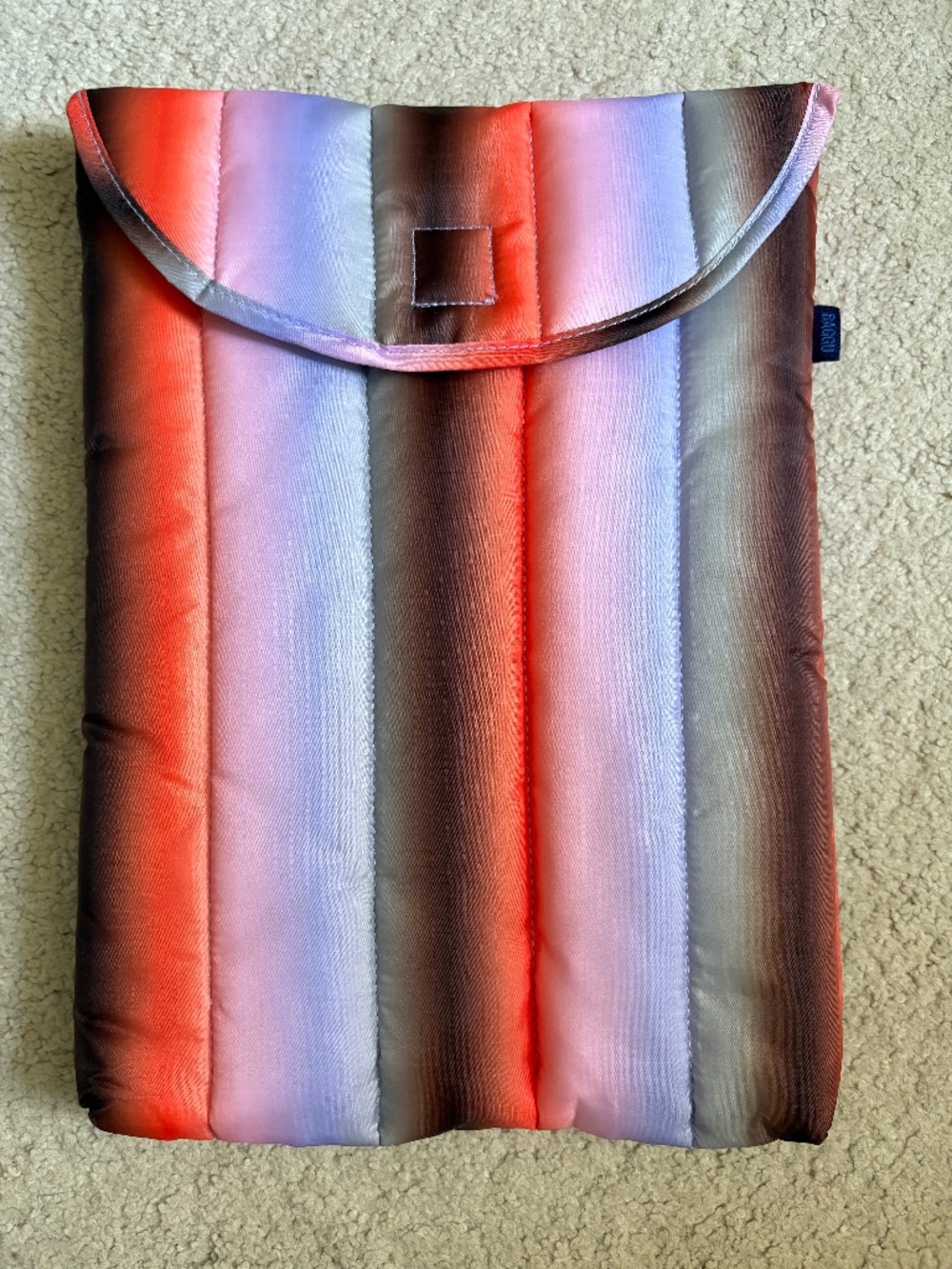 BAGGU GRADIENT LAPTOP SLEEVE NWOT 16IN